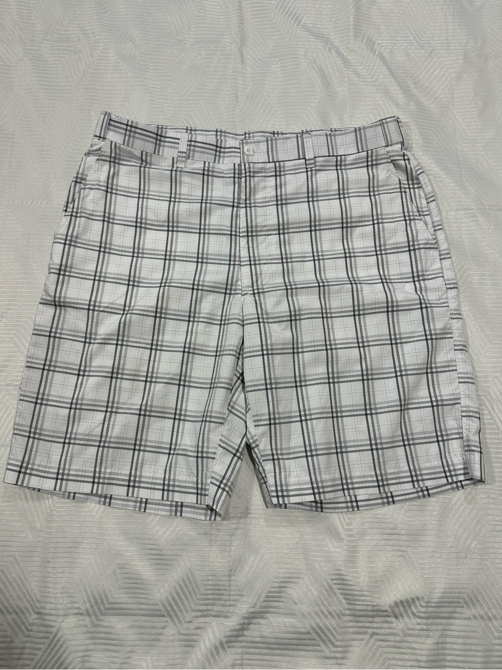 PGA Tour Performance Plaid Golf Shorts - Moisture Wicking - Size 36